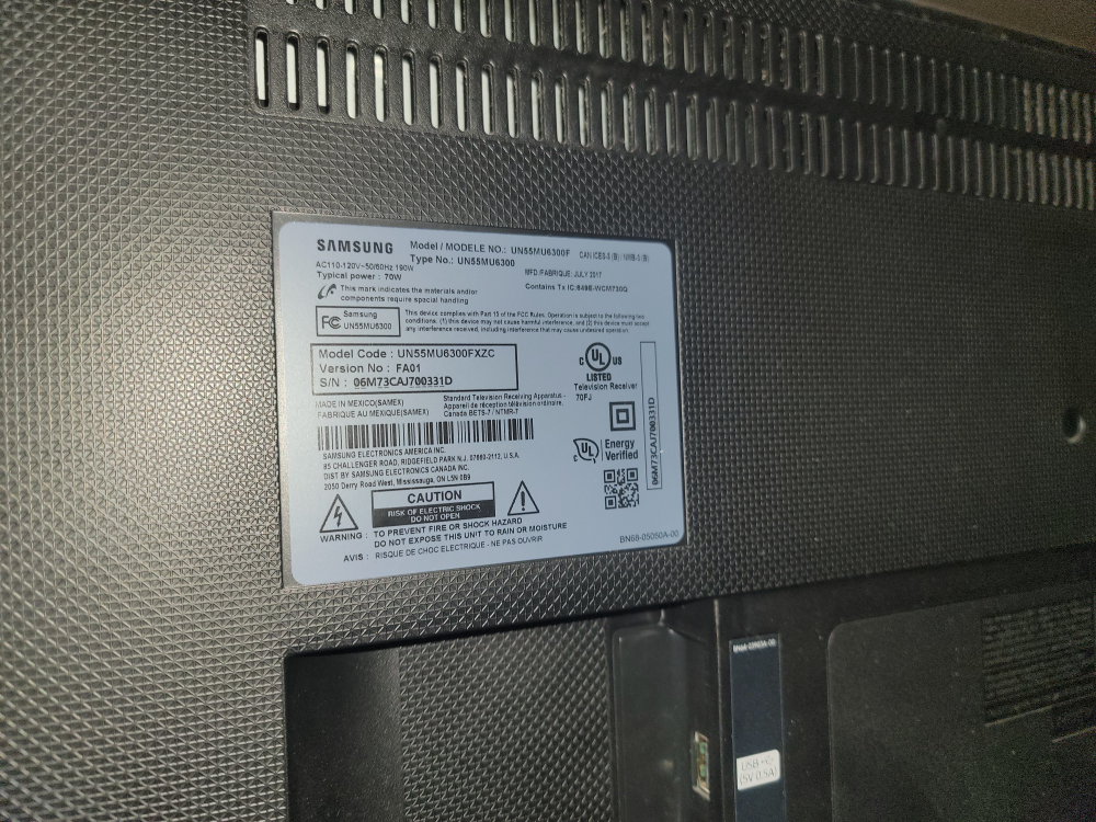 Samsung 55" Smart TV for parts - photo 3