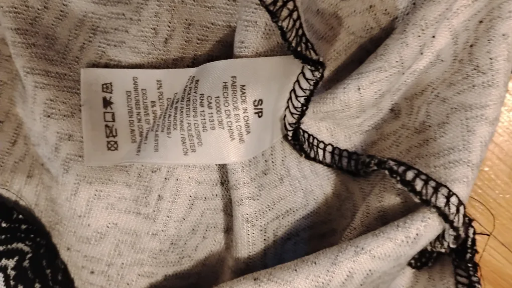 Black and White Patterned Dress image indicator(3)