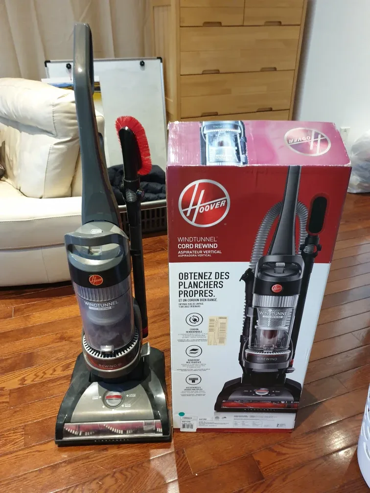 Hoover WindTunnel Cord Rewind Vacuum Cleaner thumbnail
