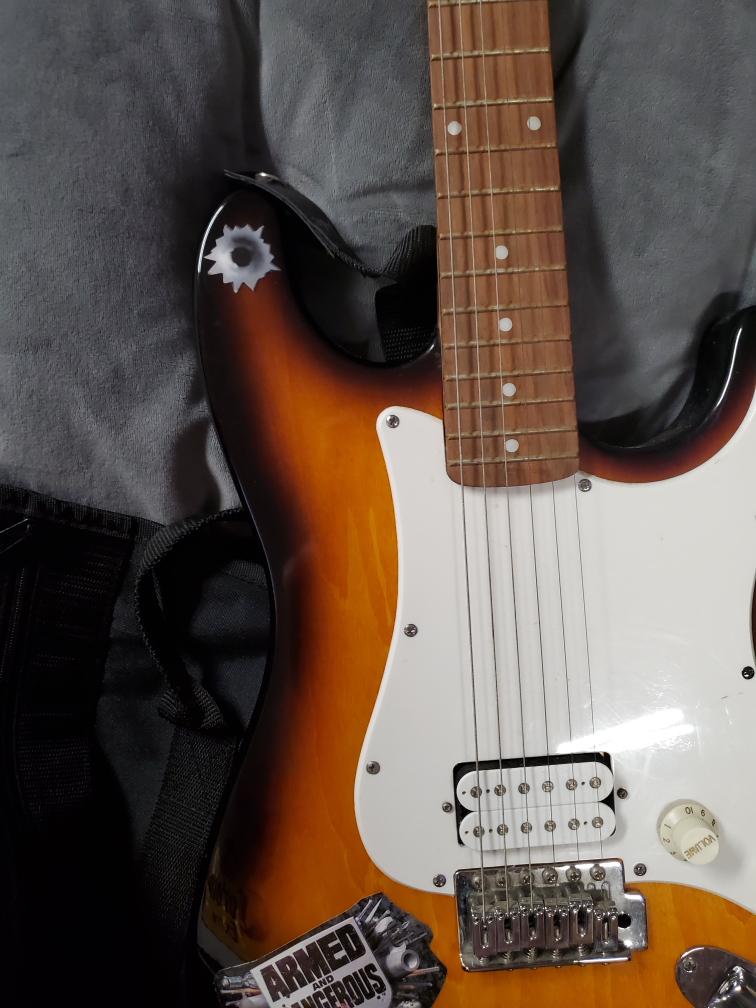 Fender Electric Guitar with Case - photo 3