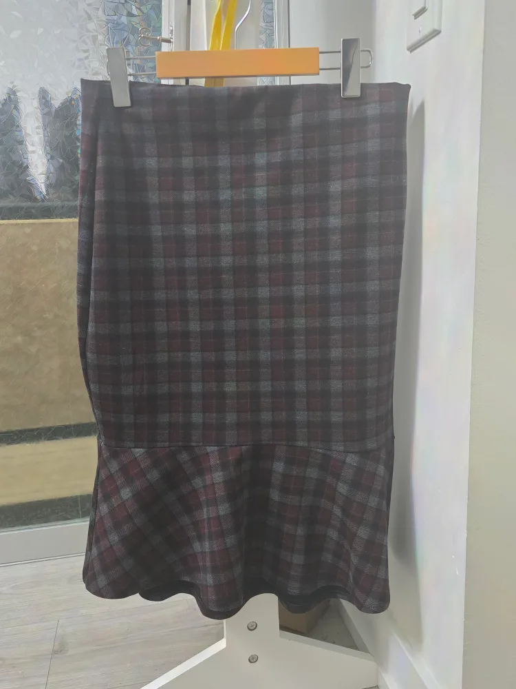 Jules & Leopold Plaid Mermaid Skirt image indicator(3)