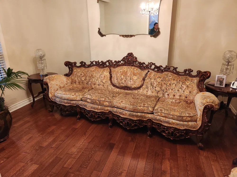 Vintage Ornate Sofa - Gorgeous Statement Piece! thumbnail