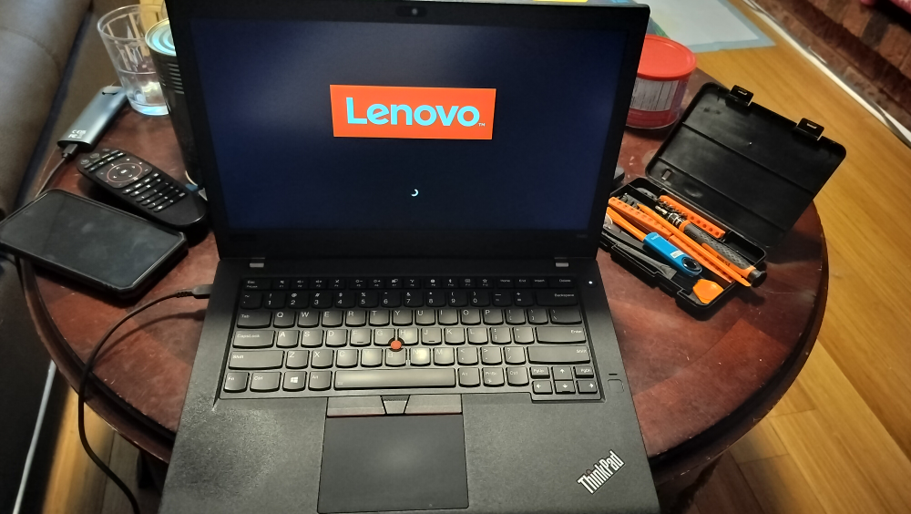Lenovo ThinkPad Laptop - photo 2
