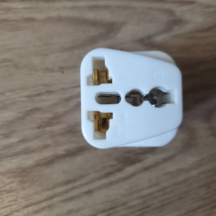 Type G (UK + Ireland) Travel Adapter image indicator(3)
