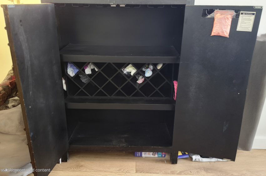 Dark Wooden wine rack cabinet - photo 2