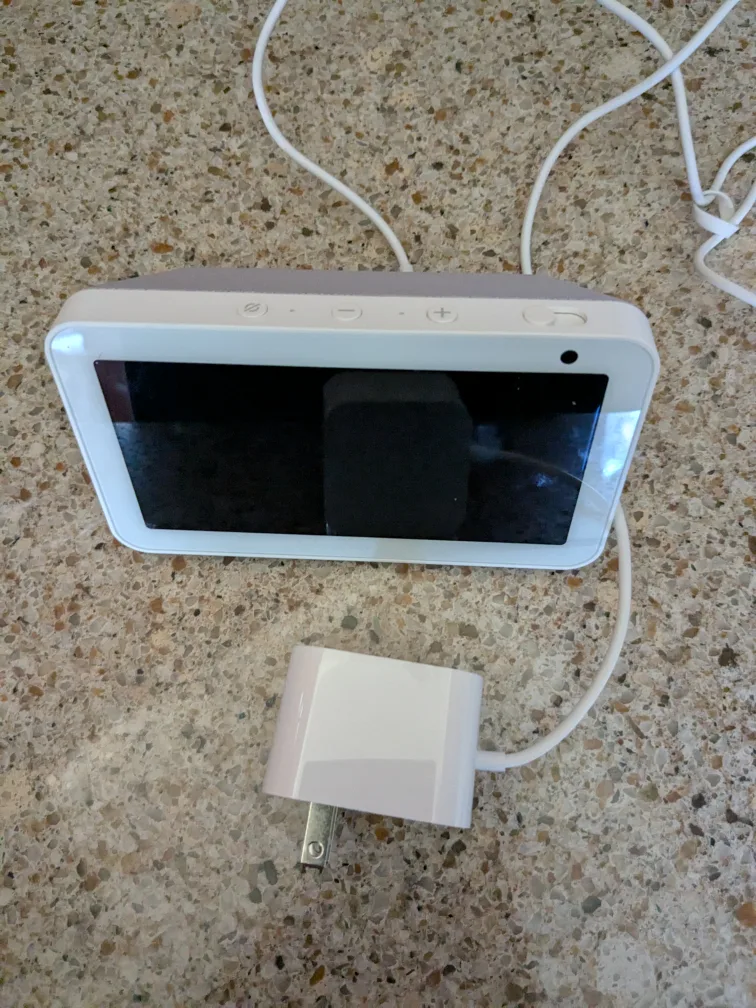 Amazon Echo Show 5 image indicator(2)