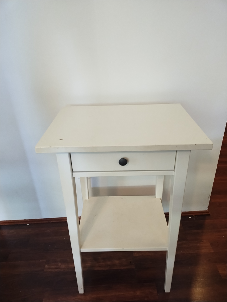 White Nightstand with Drawer