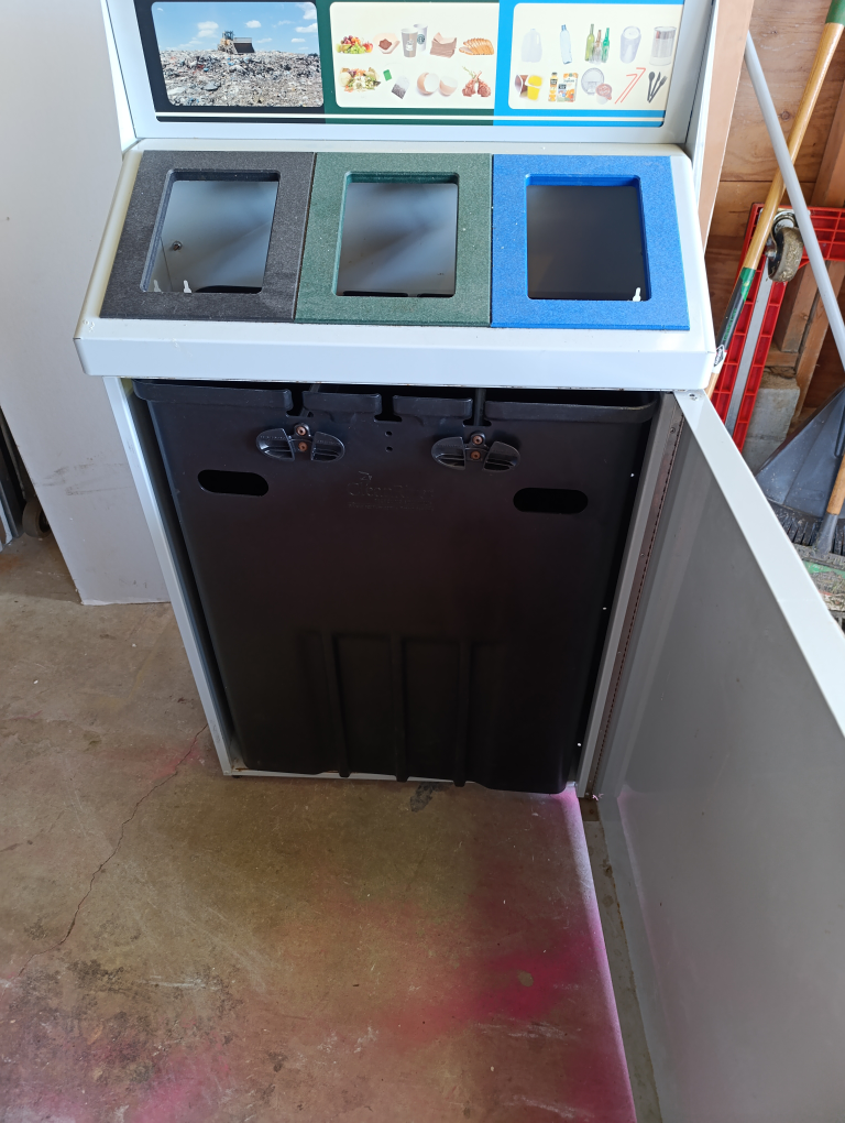 Vector Recycling Station - photo 4