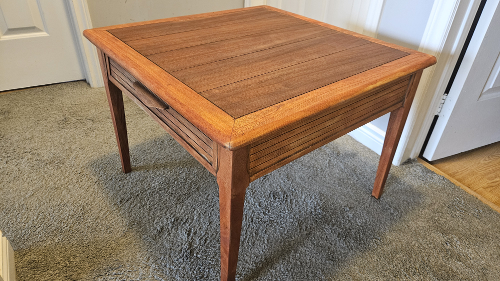 small renovated table - photo 2
