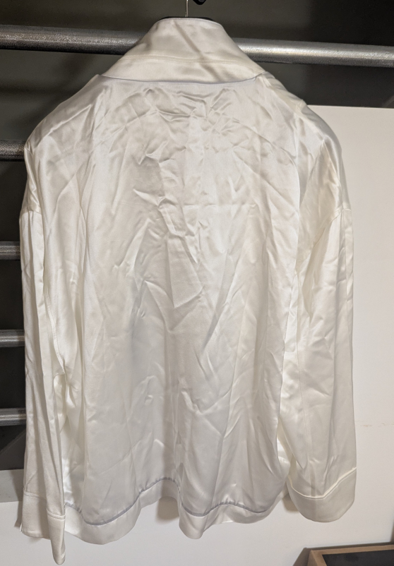 Elegant White Silk Satin Kimono Robe - photo 2