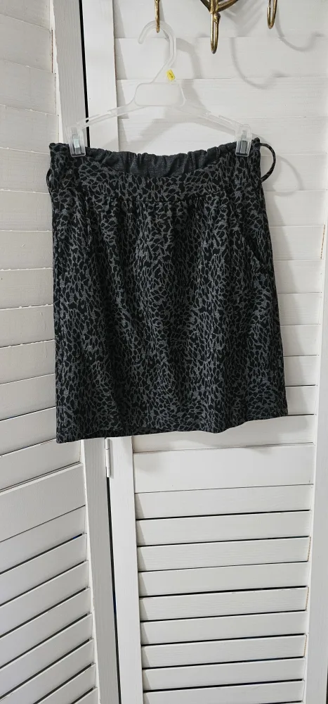 Animal Print Skirt with Belt image indicator(3)
