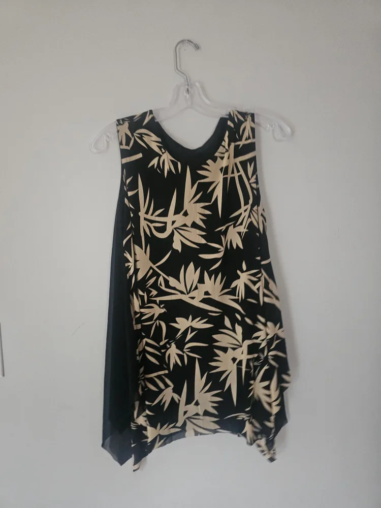 Black & Beige Floral Tank Top thumbnail