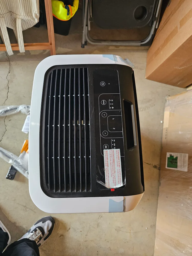 White DeLonghi Penguin Portable Air Conditioner image indicator(2)