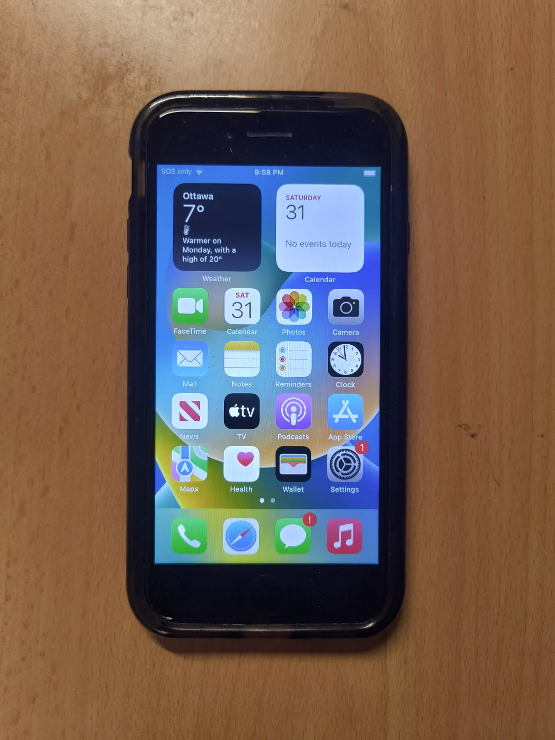 iPhone 8 64GB *New Battery* thumbnail