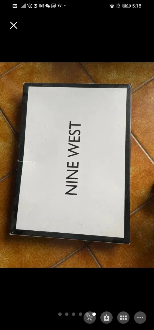 Nine West White Heels image indicator(6)