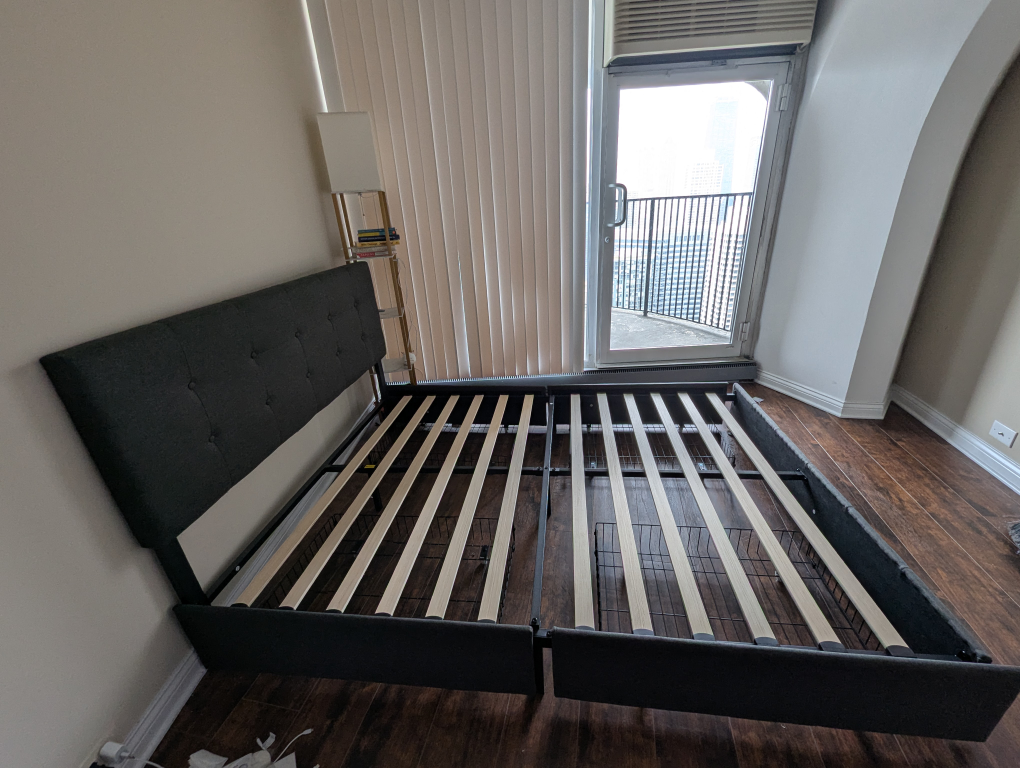 Queen Size Bed Frame - photo 4