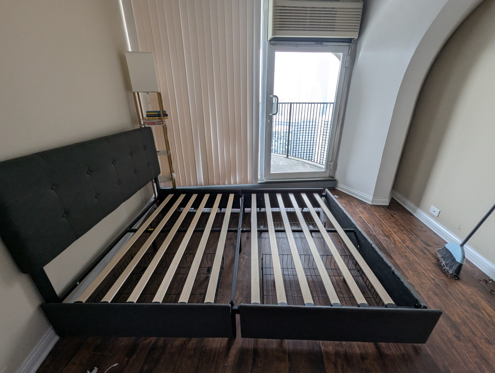 Queen Size Bed Frame - photo 5