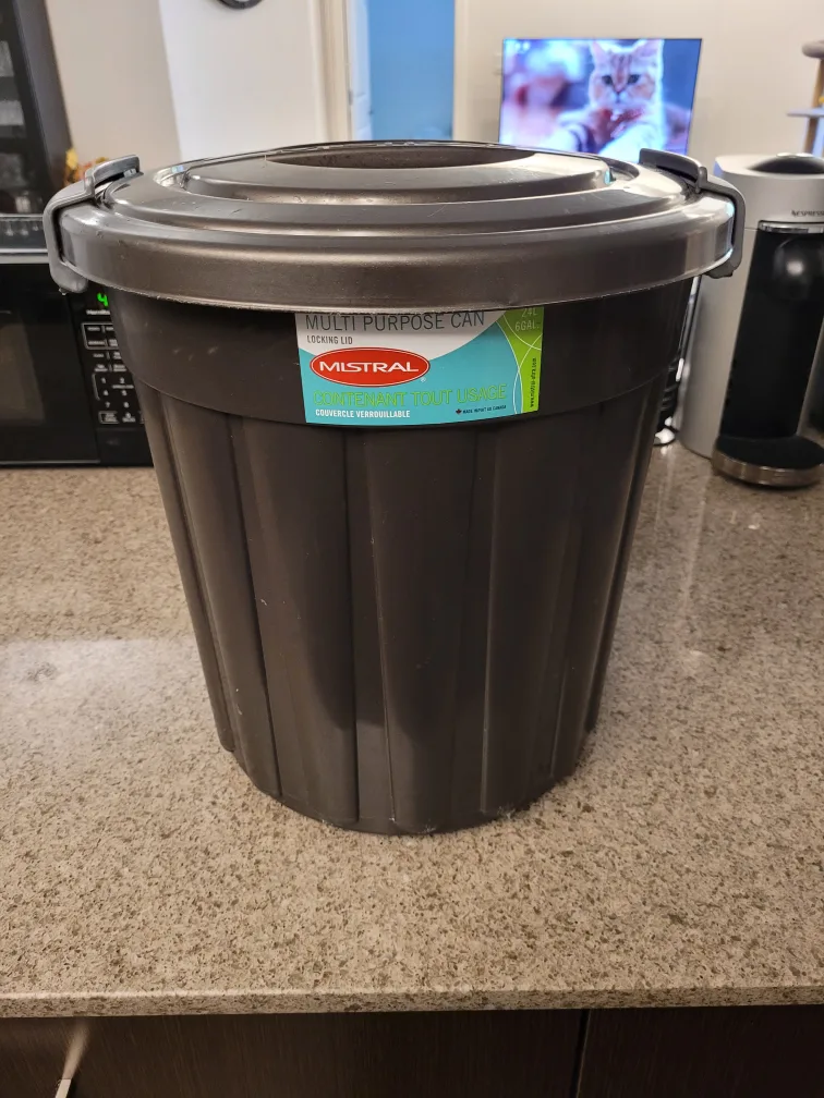 Kitchen Essentials Sets  and garbage bin 13 pieces image indicator(5)