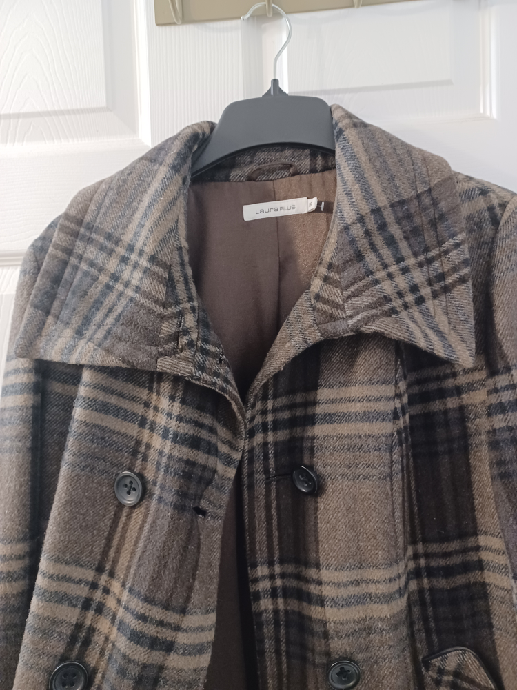 Laura Plus Plaid Coat - photo 4
