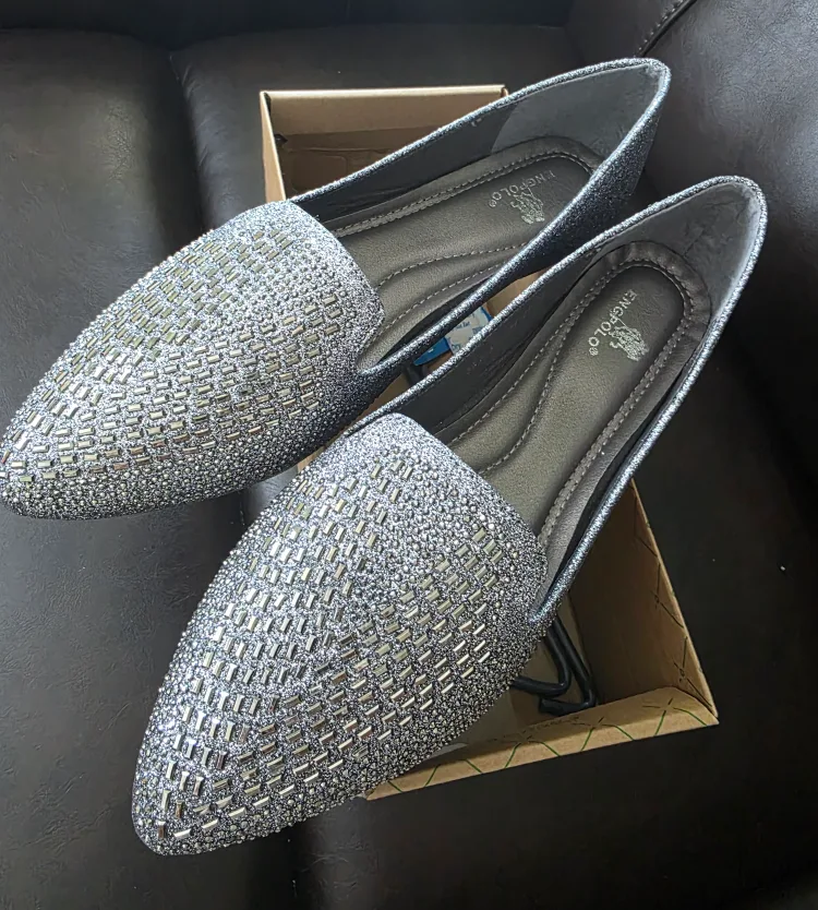 Beautiful Silver Glitter Flats - Size EU41