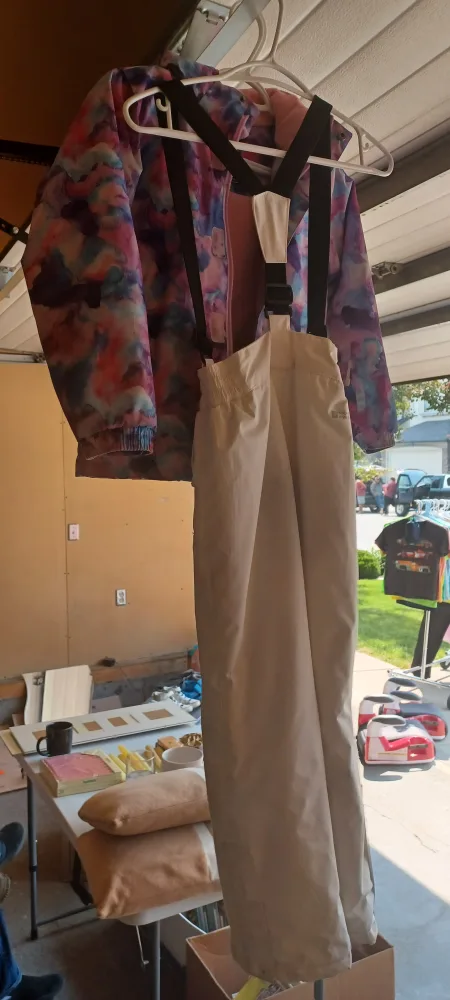 Snowsuit with suspenders thumbnail