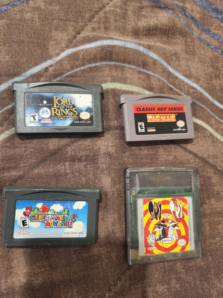 Game Boy Advance SP Console + 4 Games - photo 2