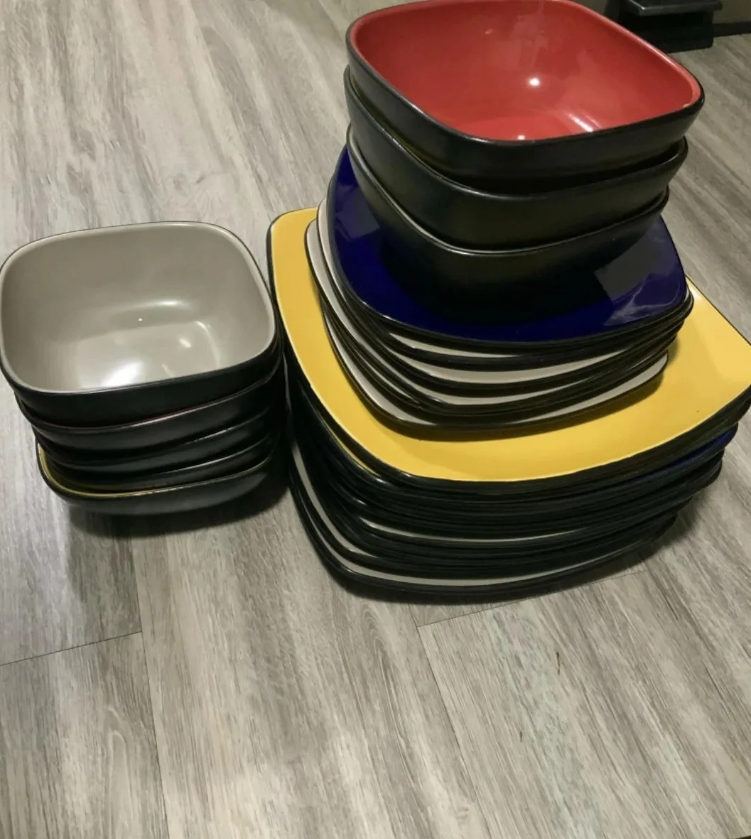 Dinnerware Set - Plates and Bowls thumbnail