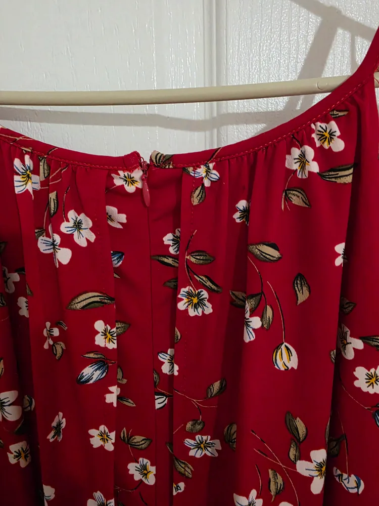 Red Floral Jumpsuit image indicator(4)
