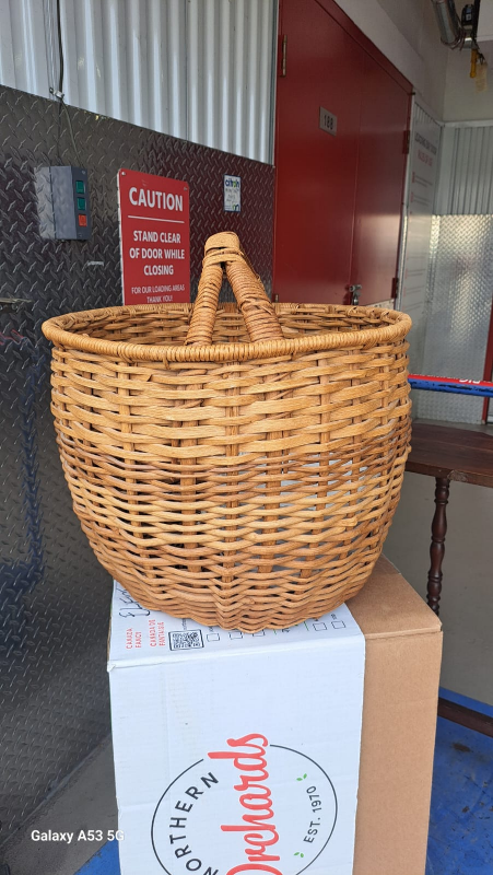 LAST weekend!! Wicker Basket with Handle & more - photo 2