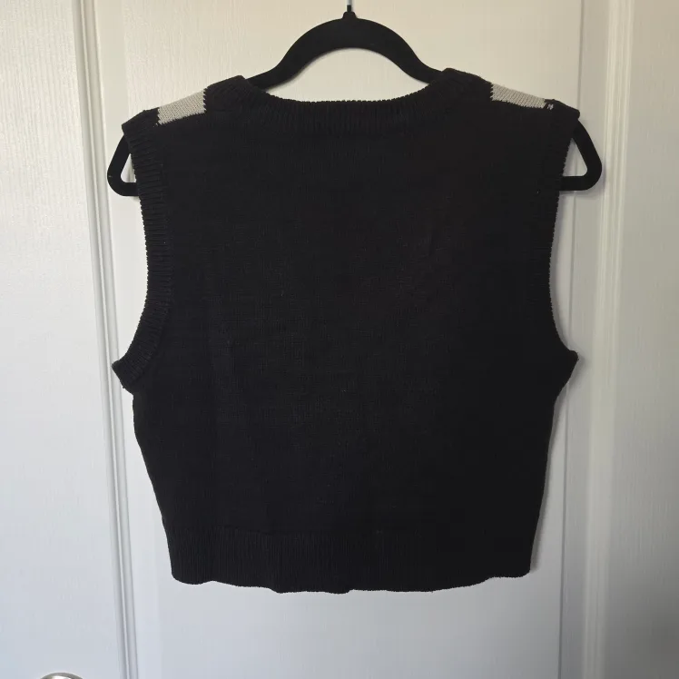 S Knit Vest image indicator(2)