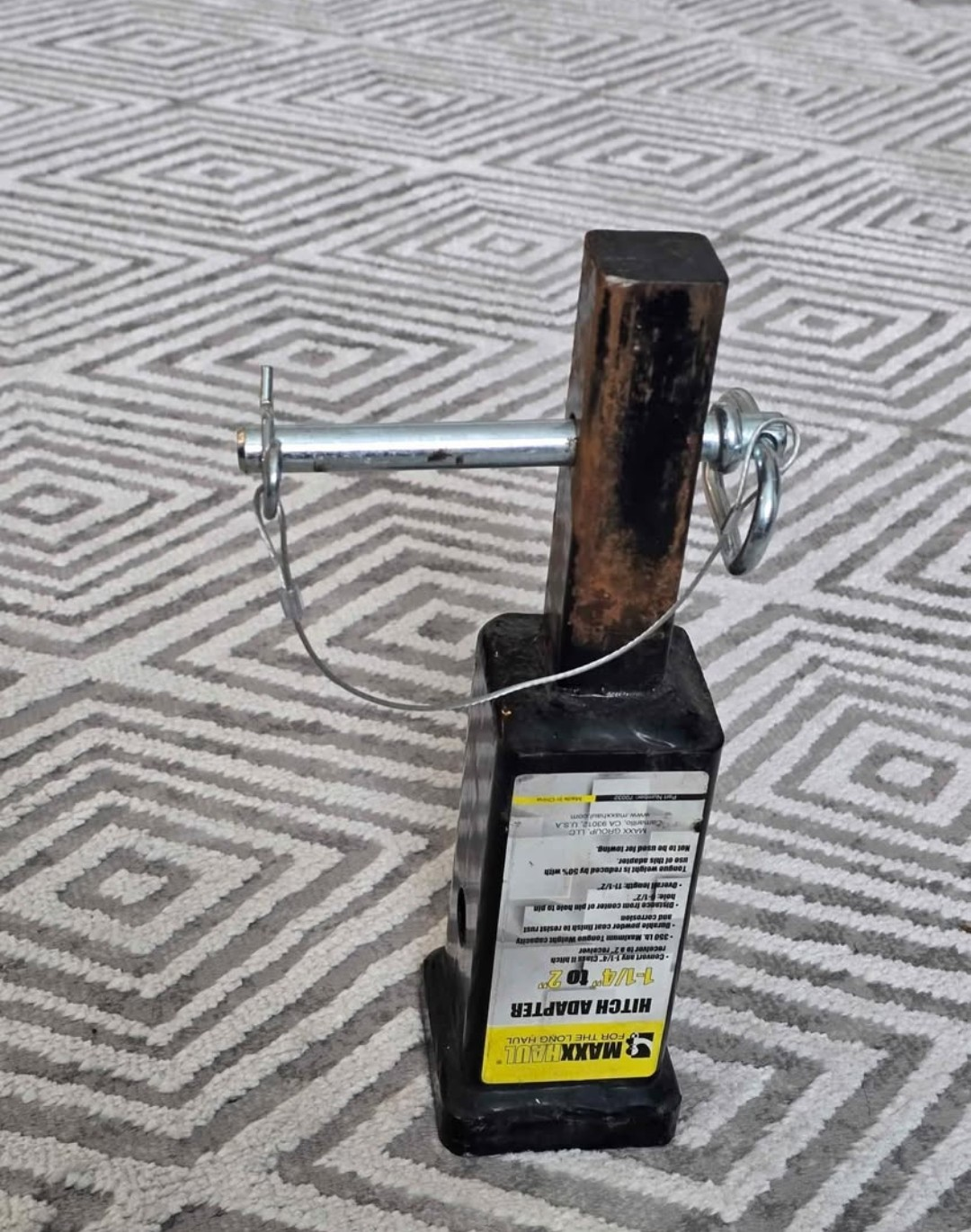 MaxxHaul Hitch Adapter 1.25" to 2"