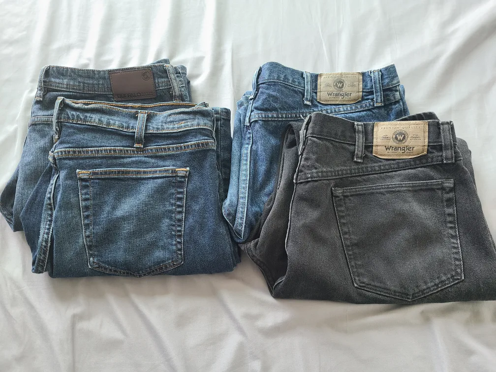 Men's Jeans Buffalo, 2 x Wrangler (38x32), 1 x Sonoma (38x30) thumbnail