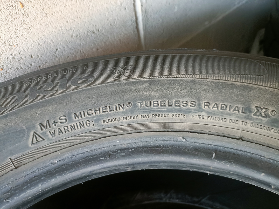 Michelin Radial X Tire 215/60R16
