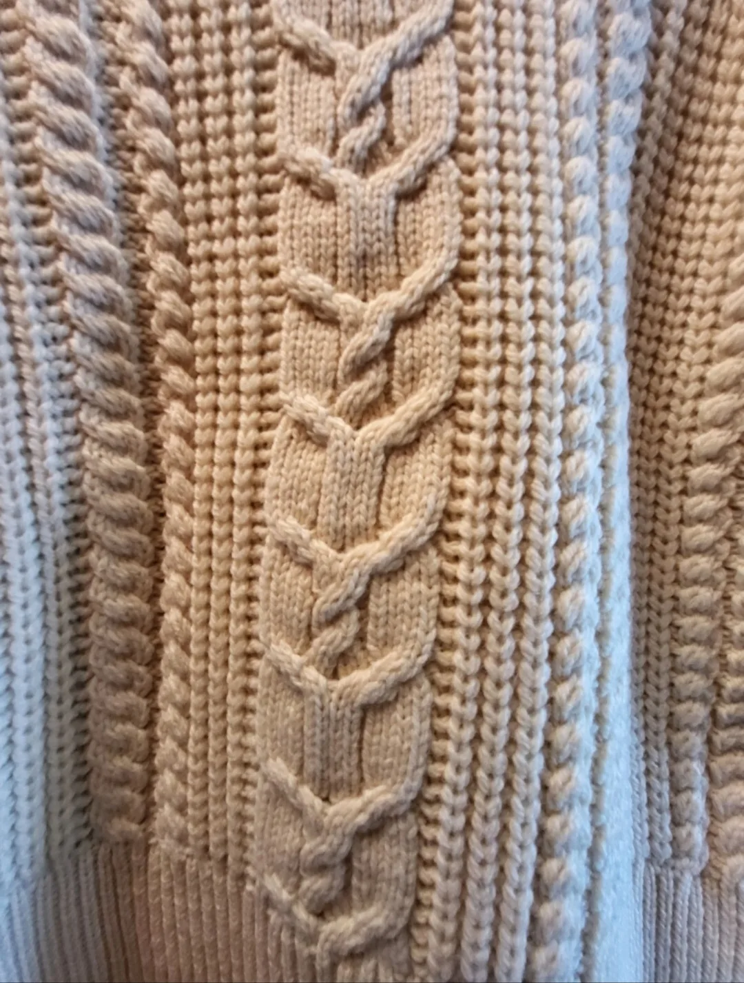 100% Merino Wool Knit Sweater Vest Unisex - Large image indicator(7)