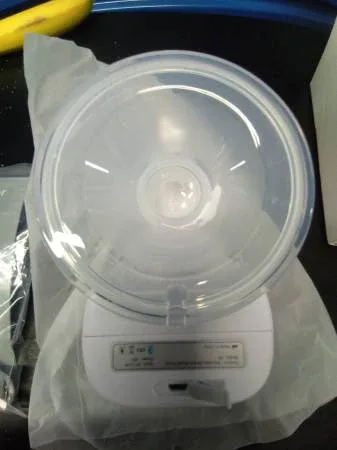 Wearable Breast Pump - Hands Free. brand new. image indicator(2)