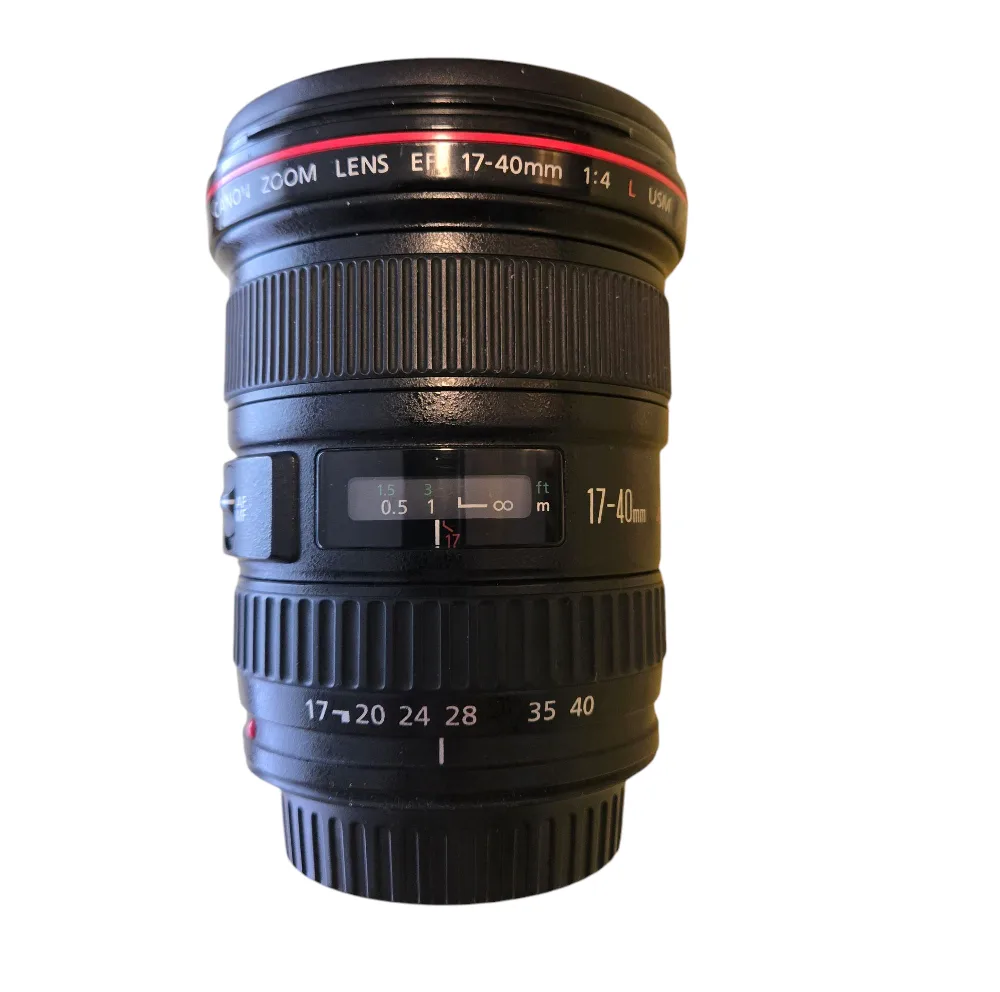 Canon EF 17-40mm f/4L USM Wide-Angle Zoom Lens image indicator(3)