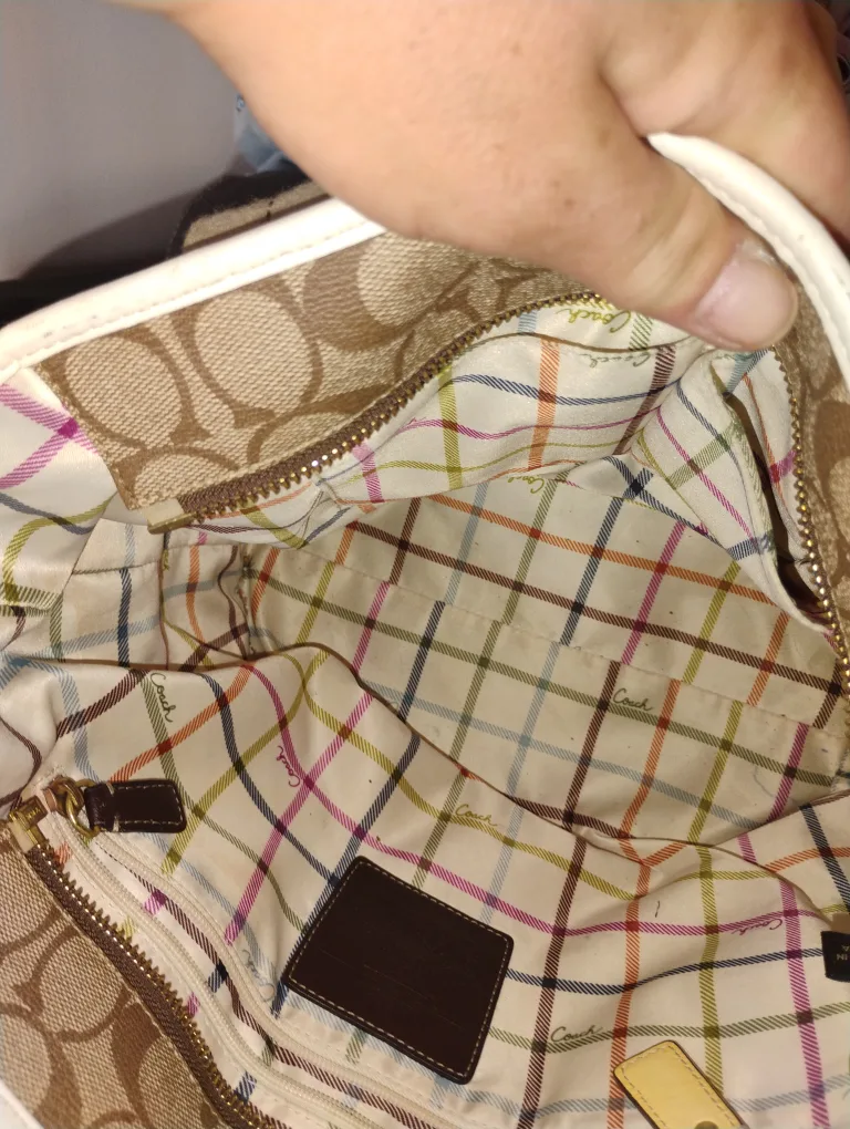 Coach Leatherware Tote Bag image indicator(4)