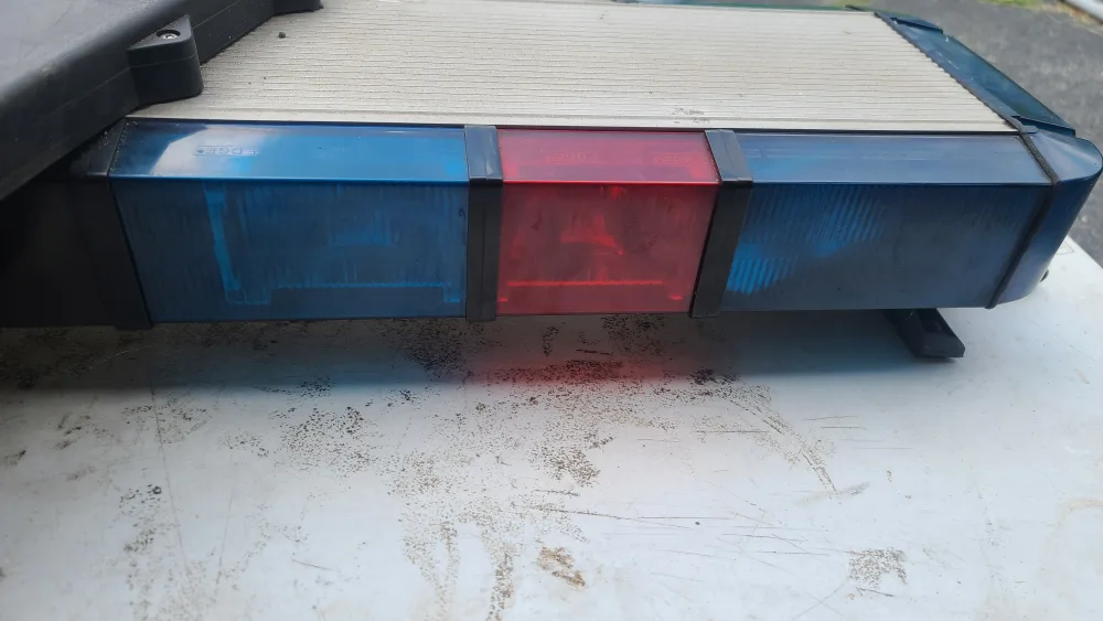 WHELEN CPD LIGHT BAR image indicator(3)