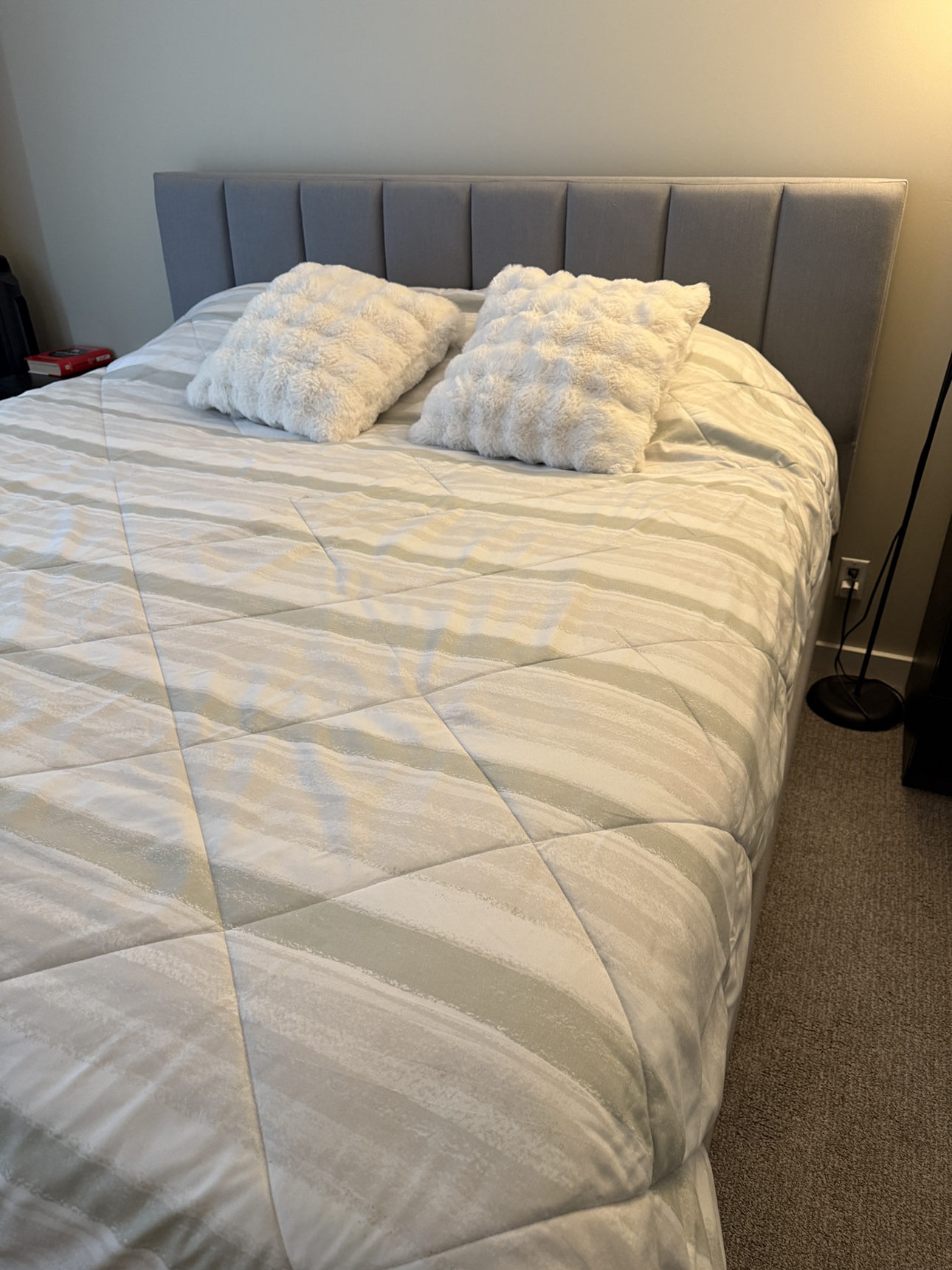 King bed frame and mattress - photo 4