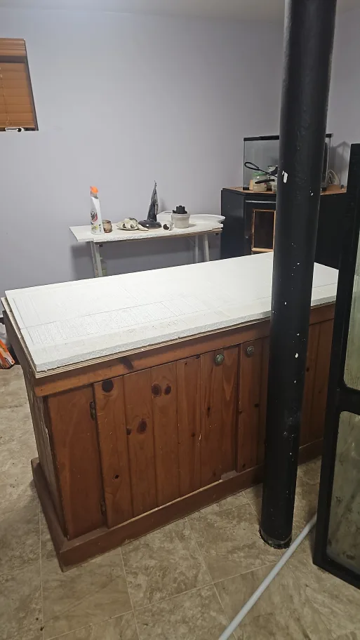 75 gallon Aquarium Tank, led light and Stand image indicator(5)