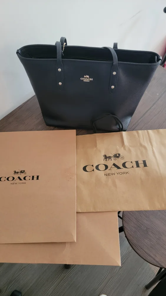 Coach Tote Bag. Navy. W original box/shopping bag thumbnail