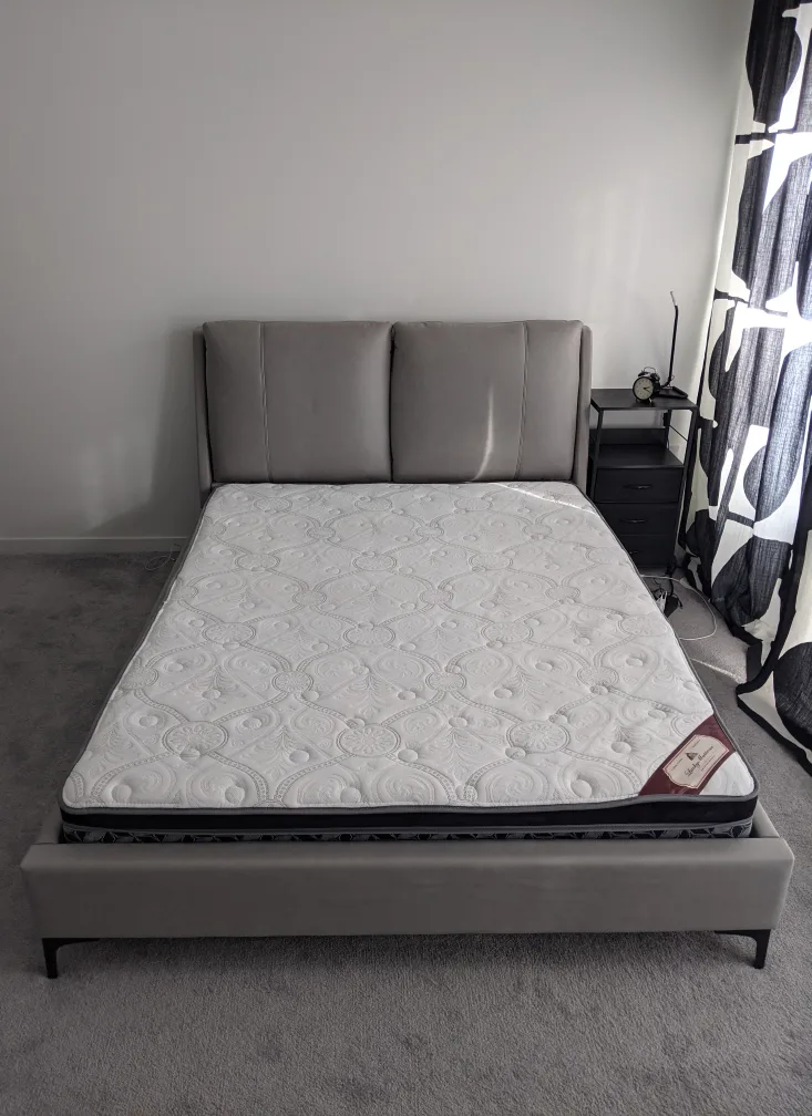 Cocospring Queen Size Mattress thumbnail