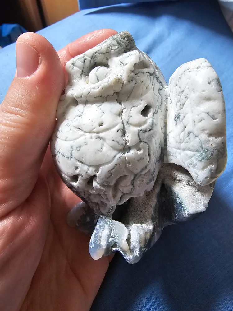 Moss Agate Owl Sculpture image indicator(3)