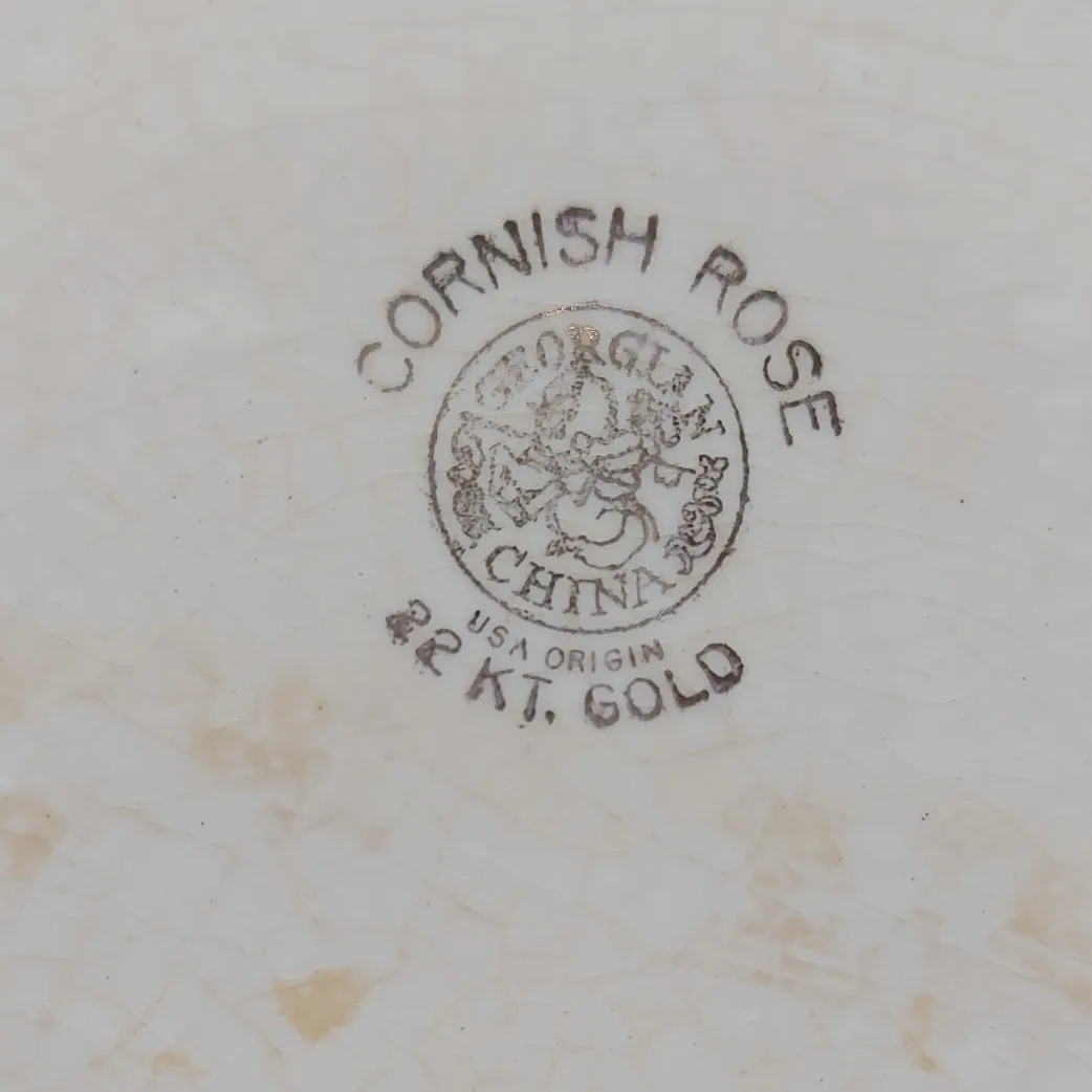 trade or $3! 🛍 rose pattern plates image indicator(4)