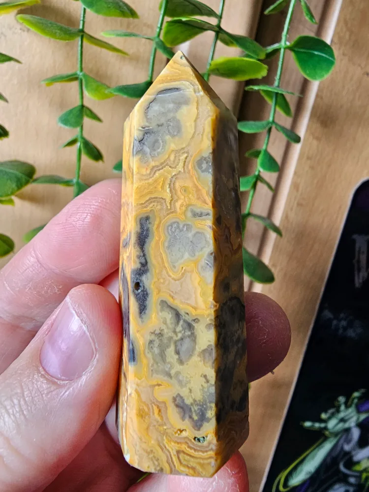 Crazy Lace Agate Tower thumbnail