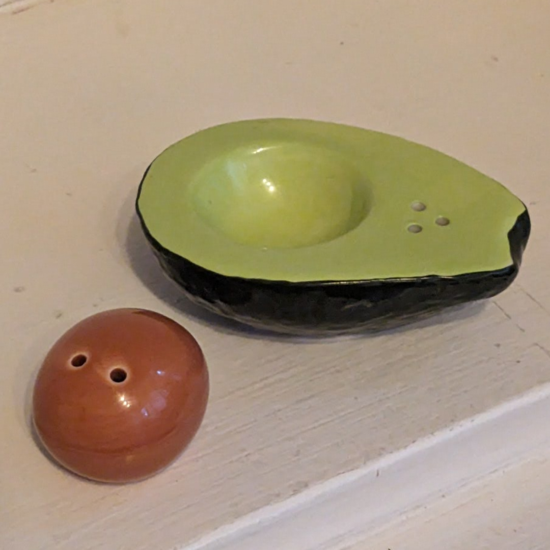 Avocado Salt and Pepper Shakers - photo 2
