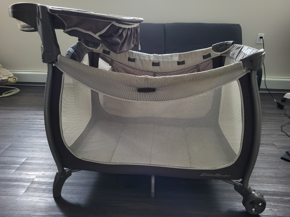 Graco Pack & play (playpen)