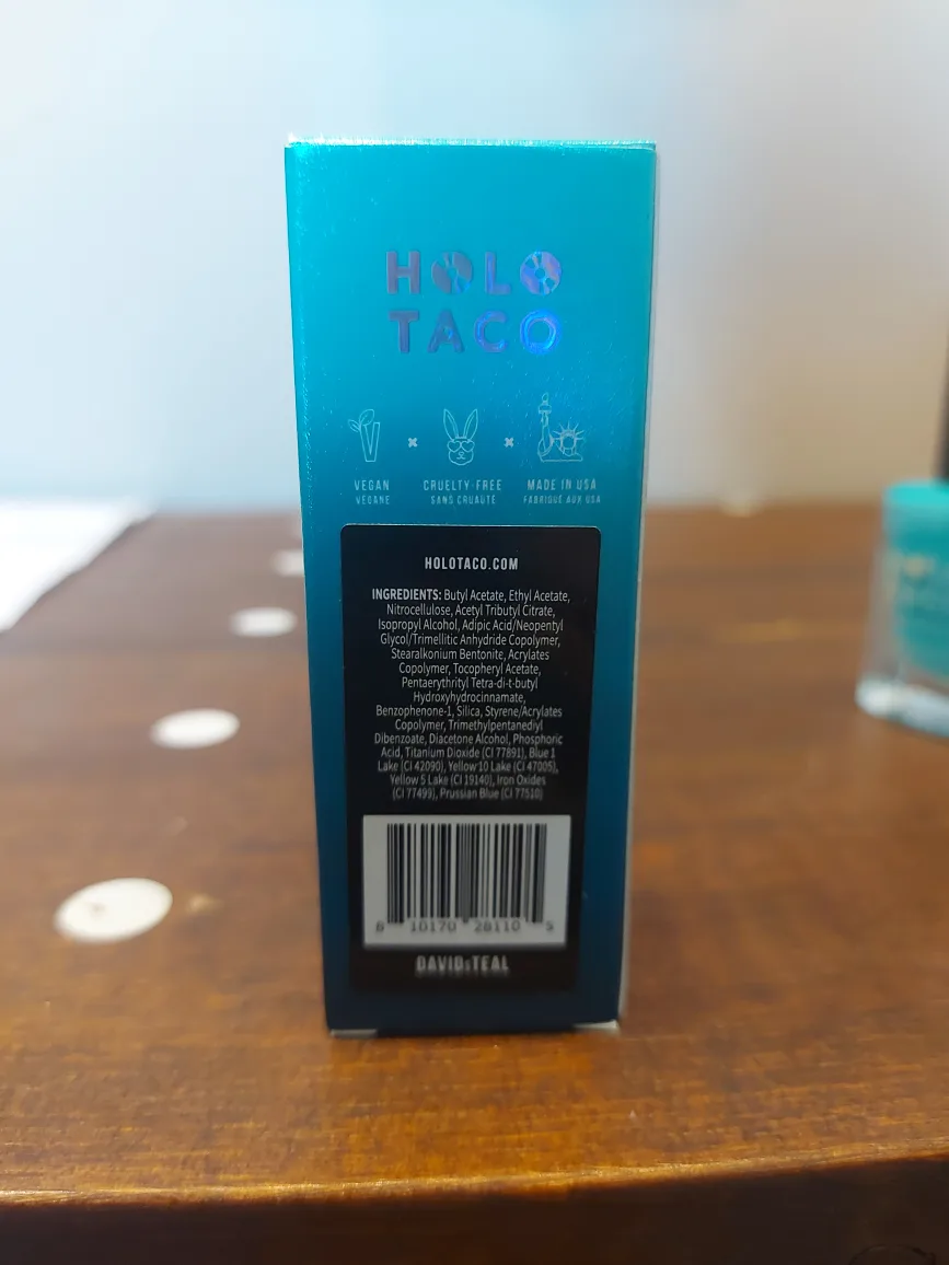 DAVIDsTEA x Holo Taco Nail Polish 💚 image indicator(4)