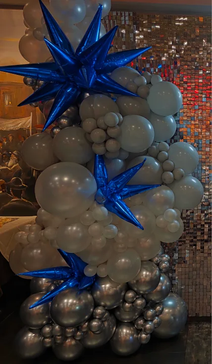 Balloon Garland with Star Accents thumbnail