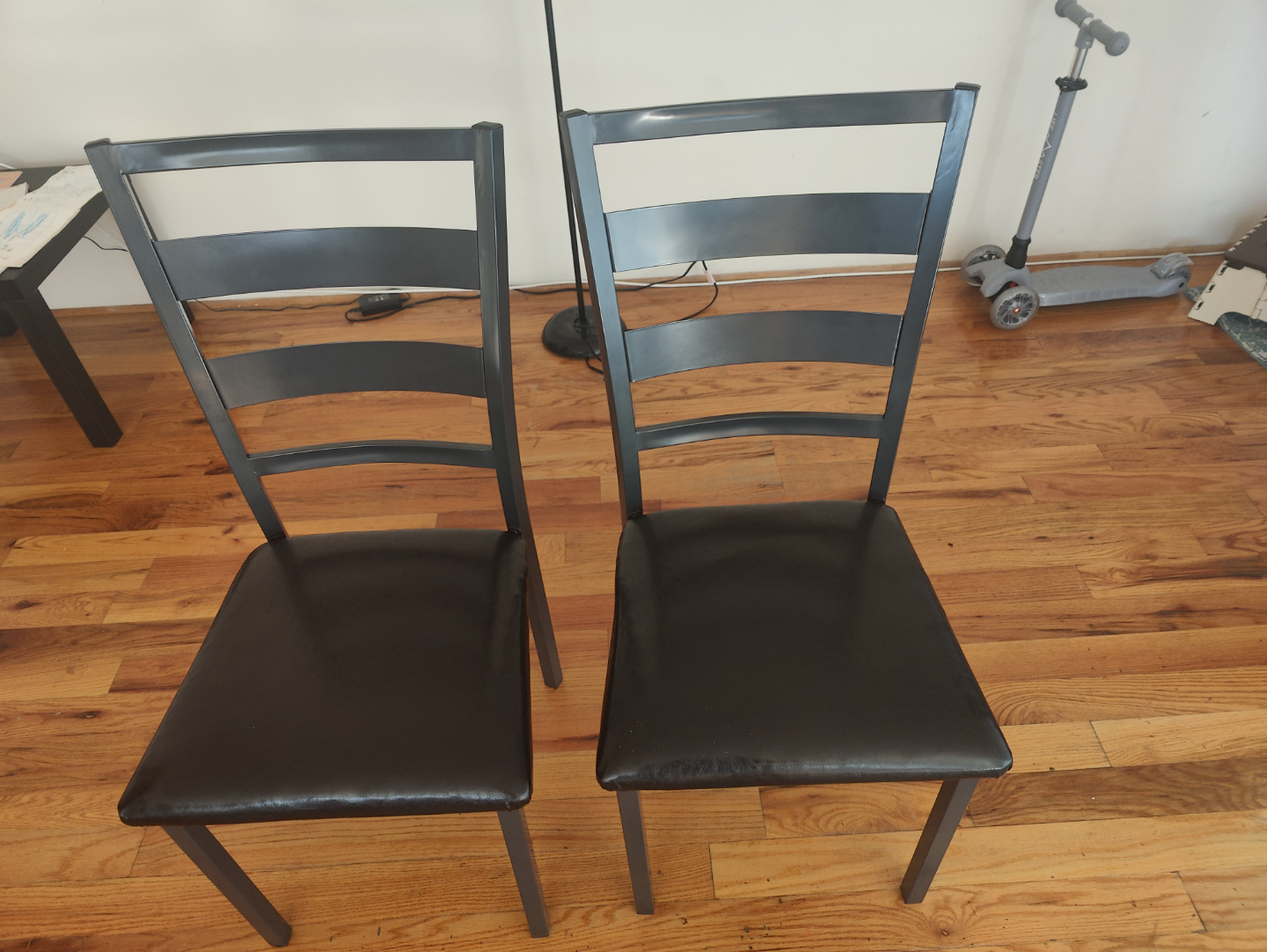 Set of 2 Black Chairs - photo 2